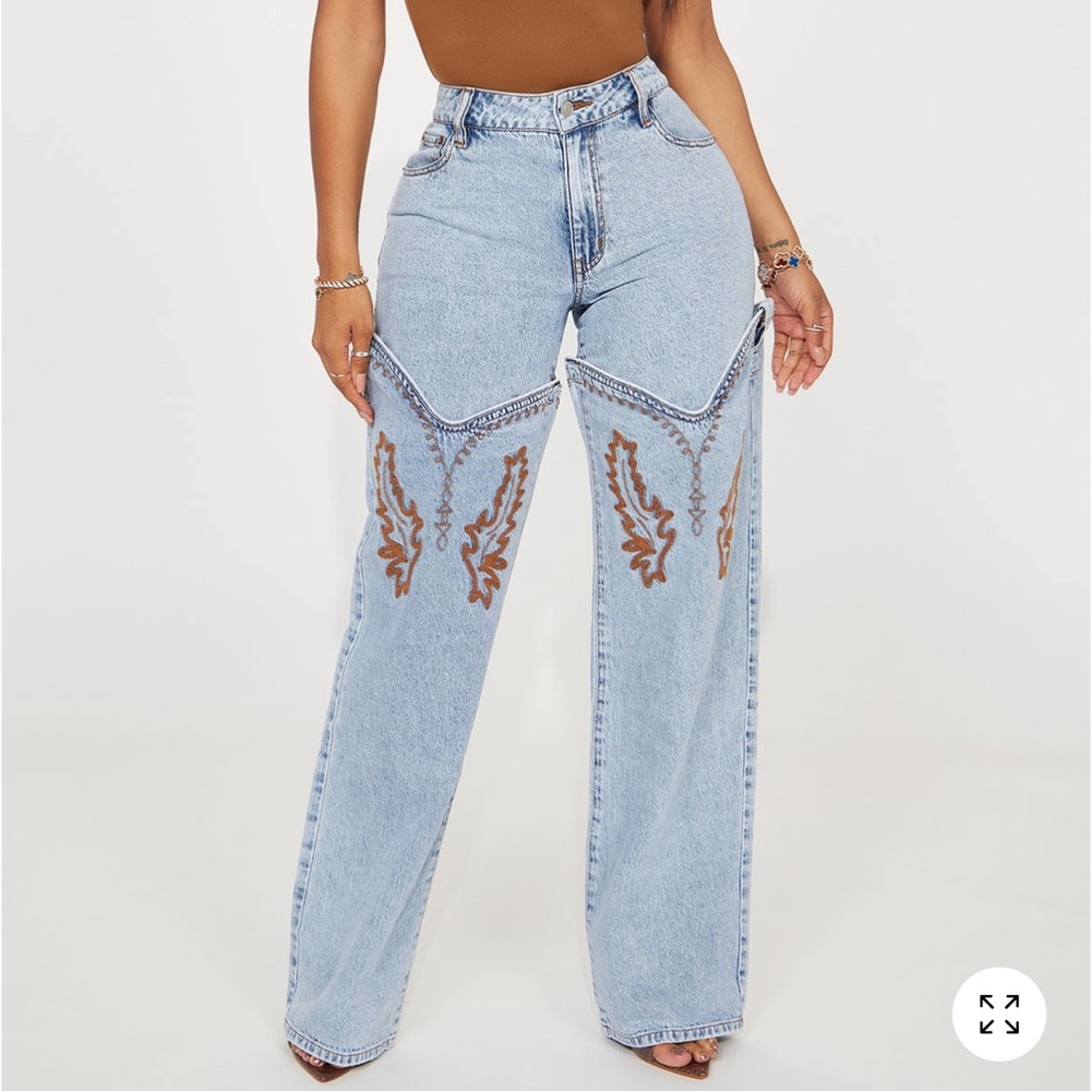 Western Boot Convertible Straight Leg Jeans - Light Wash